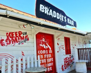 Barbados rum shop - Braddie's Bar